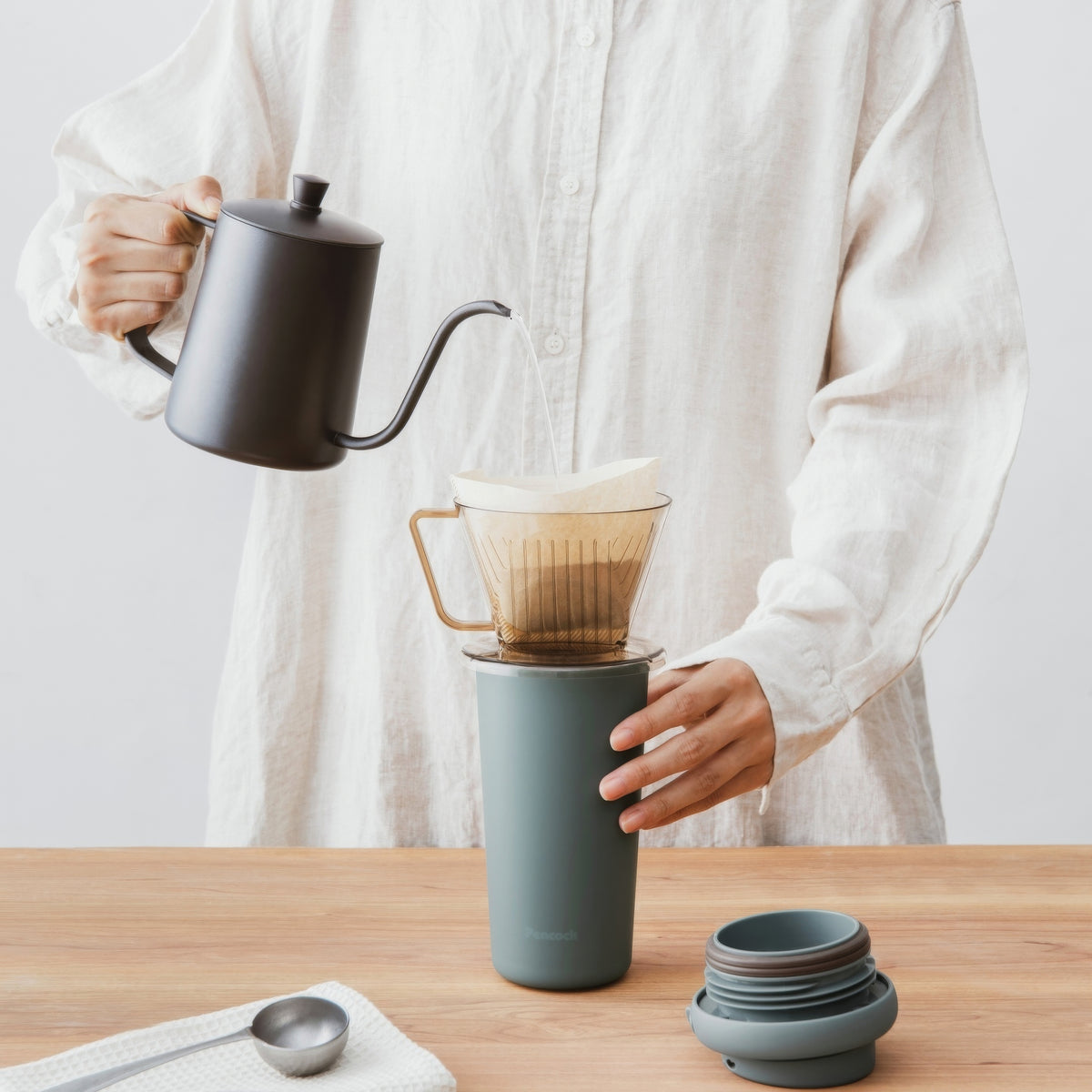 Peacock日本孔雀 AED40 400ml SUS316保溫杯，一鍵開蓋，保溫6小時，輕便適合運動戶外 1